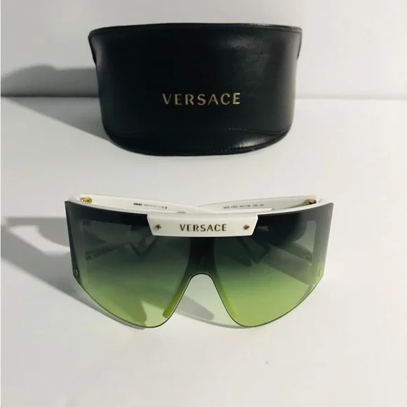 New Versace Clear Shield Ladies Sunglasses VE4393 401/1W 46 - Picture 15 of 16